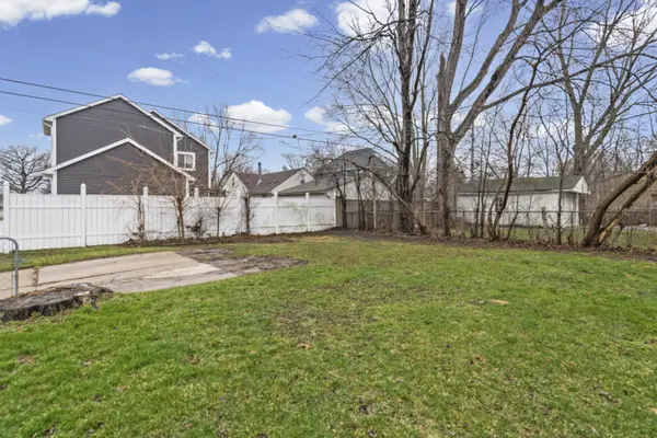 3992 Greenfield RD, Berkley City, MI 48072