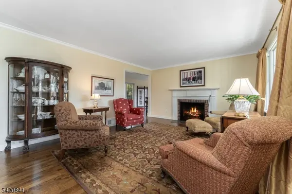 622 River Rd, Chatham Twp., NJ 07928