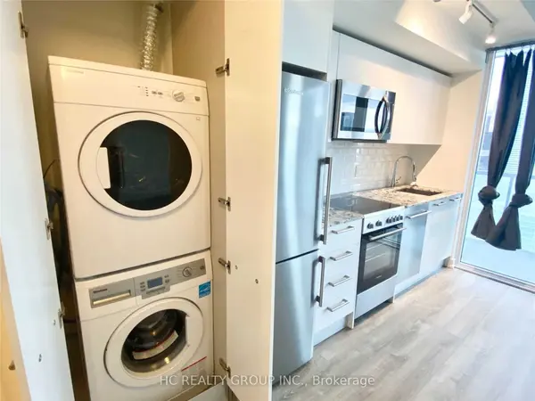 28 Wellesley ST E #3508, Toronto C08, ON M4Y 1G3