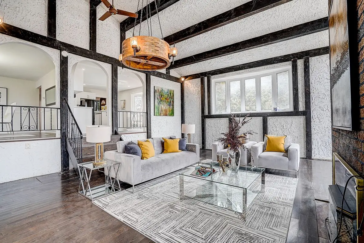 194 South Channel DR, Georgina, ON L4P 2N3