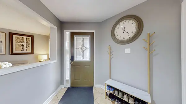 147 Porchlight RD, Brampton, ON L6X 4R7