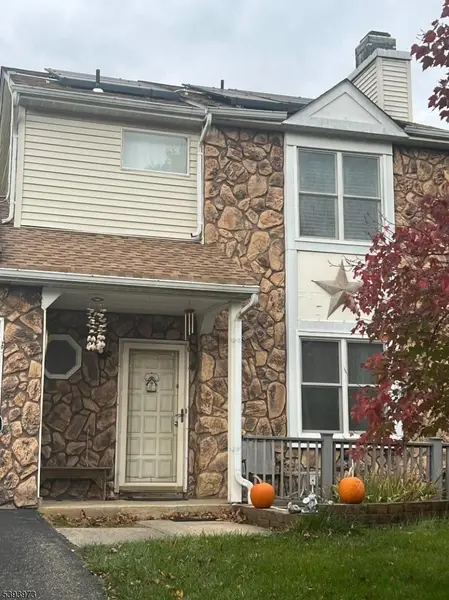 48 Woodland Way, South Brunswick Twp., NJ 08810