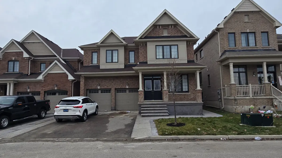 53 Larry CRES, Haldimand, ON N3W 1K7