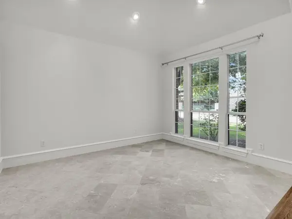 214 Grantham Lane, Murphy, TX 75094