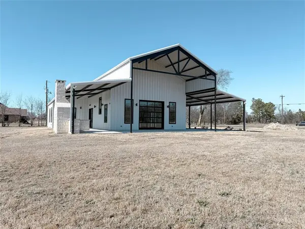 3255 Vz County Road 2120, Canton, TX 75103