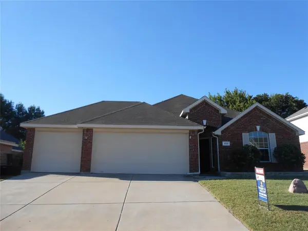 492 Northbrook Avenue, Oak Point, TX 75068