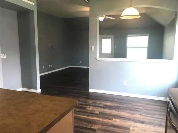 492 Northbrook Avenue, Oak Point, TX 75068