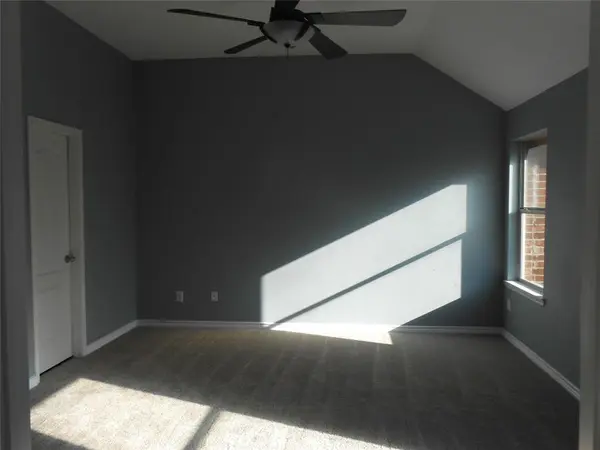 492 Northbrook Avenue, Oak Point, TX 75068