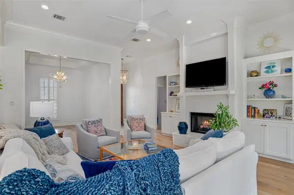 123 Creston Lane, Shreveport, LA 71106