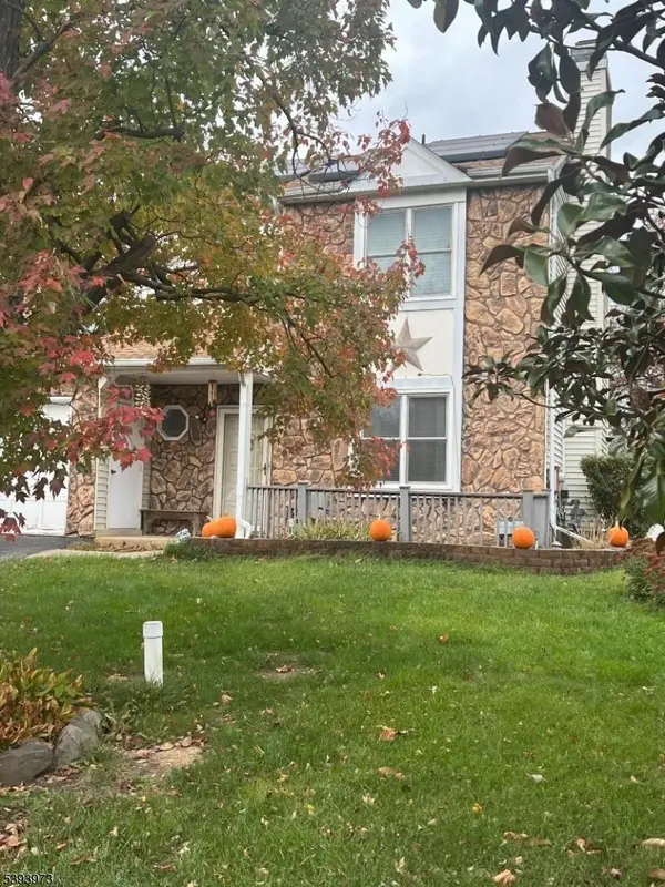 48 Woodland Way, South Brunswick Twp., NJ 08810