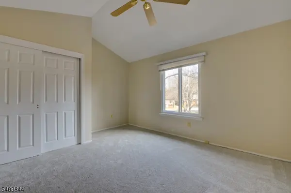 4 Hawthorne Pl, Bernards Twp., NJ 07920