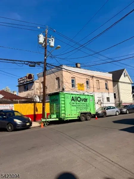 645 Magnolia Ave, Elizabeth City, NJ 07206