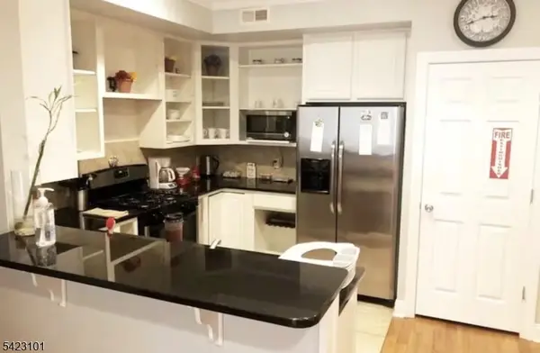 15-19 Tichenor Ln #403, Newark City, NJ 07114