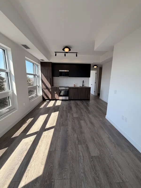 1635 Military TRL #502, Toronto E10, ON M1C 1B2