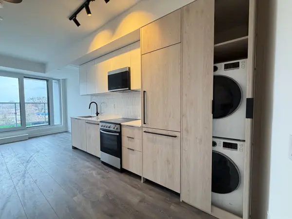 1635 MILITARY TRL #409, Toronto E10, ON M1C 1B2