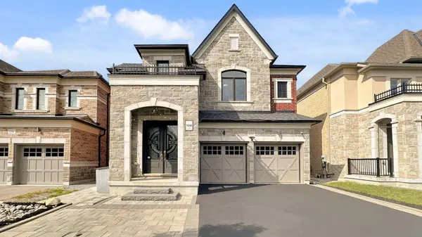 234 Touch Gold CRES, Aurora, ON L4G 3X5