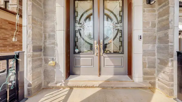 234 Touch Gold CRES, Aurora, ON L4G 3X5