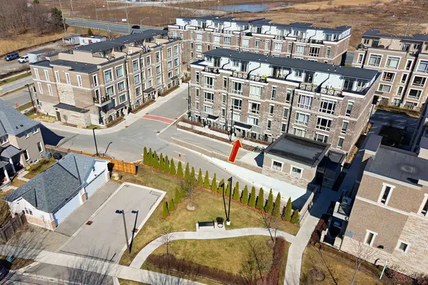 15 Westmeath LN #2909, Markham, ON L6B 1N5