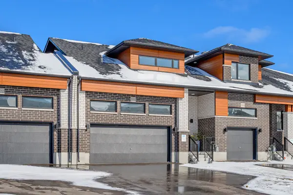 3050 Sandy Acres AVE, Severn, ON L3V 8P8