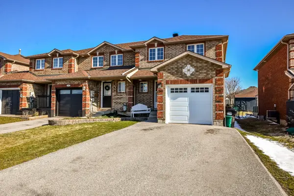 256 Dunsmore LN, Barrie, ON L4M 7A7