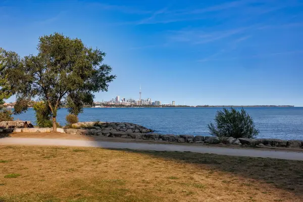 2119 Lake Shore BLVD W #217, Toronto W06, ON M8V 4E8