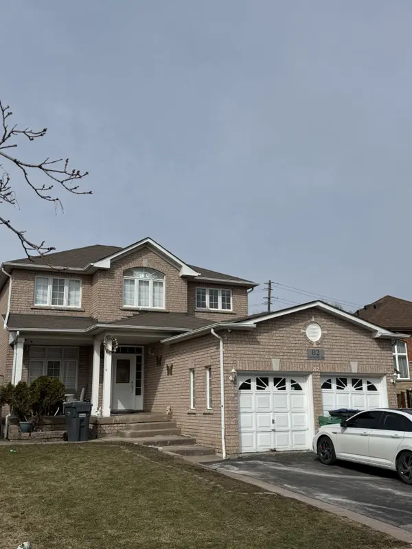 82 Castlehill RD #Upper, Brampton, ON L6X 4C8