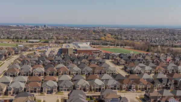 3200 Cotter RD, Burlington, ON L7M 0N4