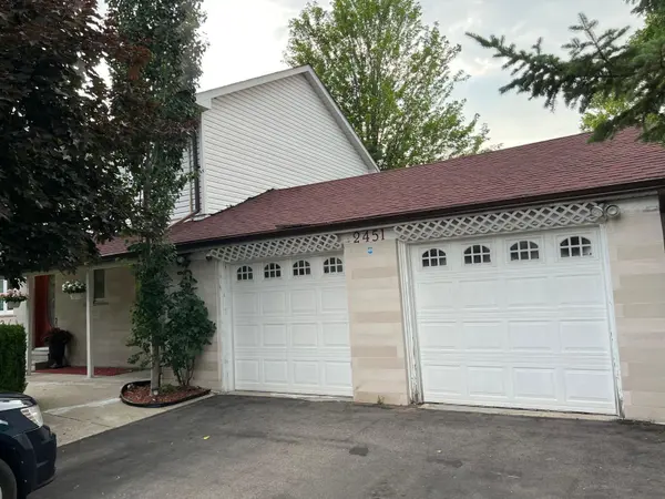 2451 Loanne DR #UPPER, Mississauga, ON L5K 1P1