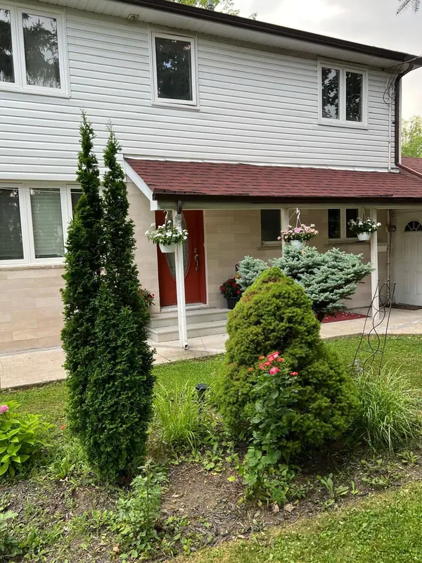 2451 Loanne DR #UPPER, Mississauga, ON L5K 1P1