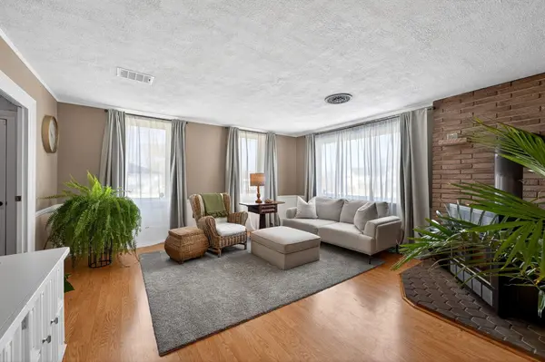 64 Consecon Main ST, Prince Edward County, ON K0K 1T0