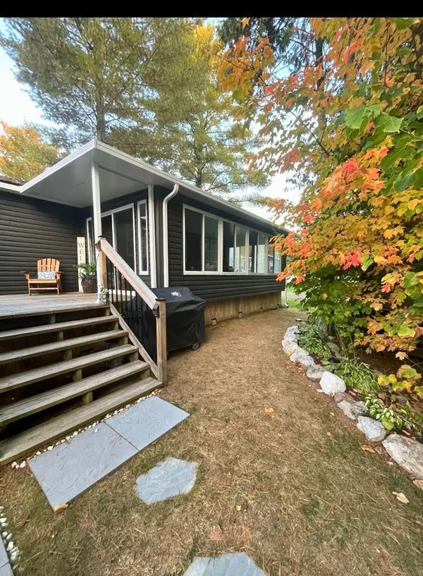 18 Rockhaven N/A, Selwyn, ON K0L 2H0