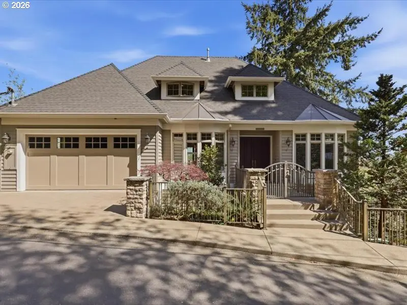 2107 SW MARKET STREET DR, Portland, OR 97201