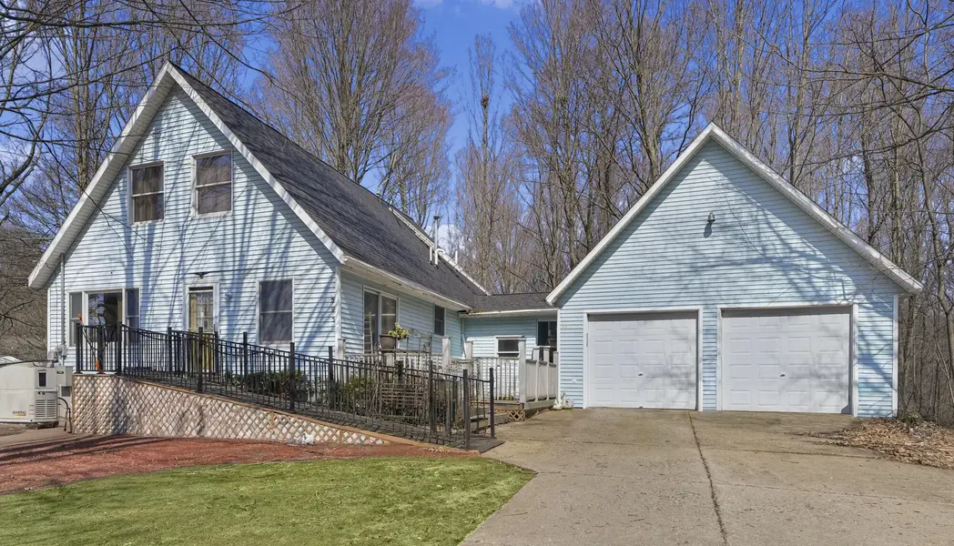 505 9 Mile RD NW, Alpine Twp, MI 49321