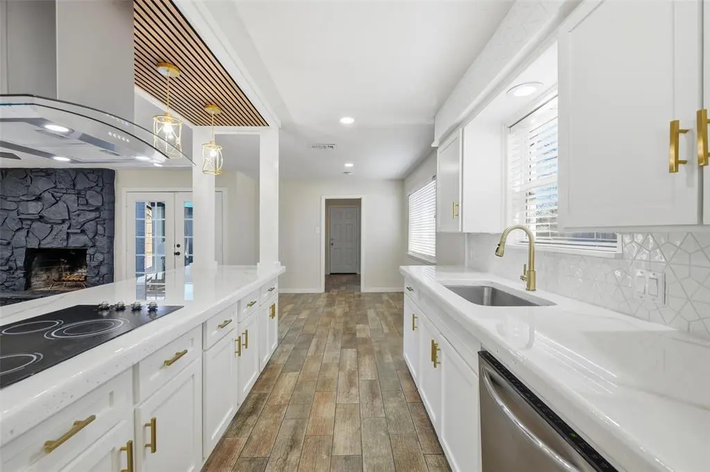 6400 Winn Street, Fort Worth, TX 76133