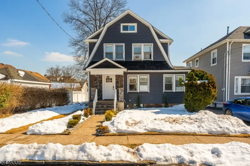 157 Hillside Rd, Elizabeth City, NJ 07208