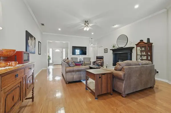 1116 Cresthill Drive #43, Cedar Hill, TX 75104