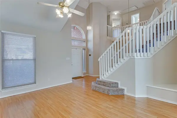 6800 Moss Lane, North Richland Hills, TX 76182