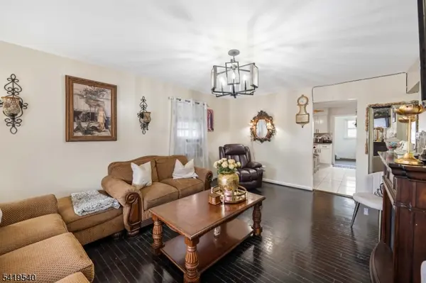 34 Henry St, Woodbridge Twp., NJ 07064