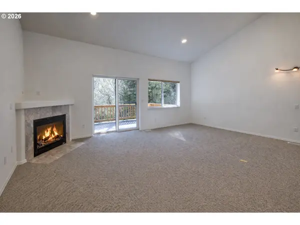 8025 NE 38TH AVE, Vancouver, WA 98665