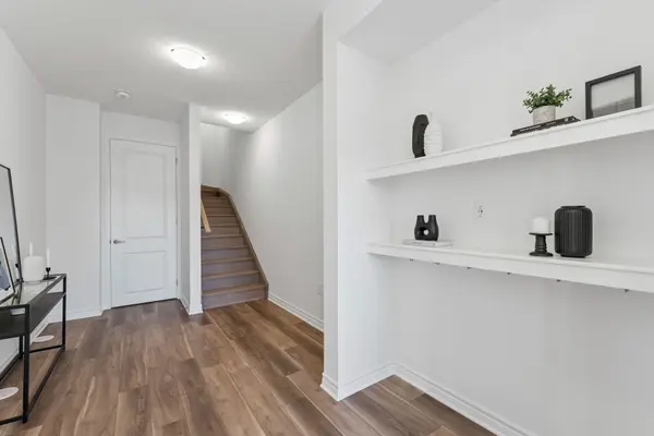 11 Vimy Ridge RD, Brampton, ON L7A 5M6