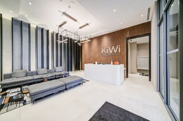 212 King William ST #703, Hamilton, ON L8R 3P2