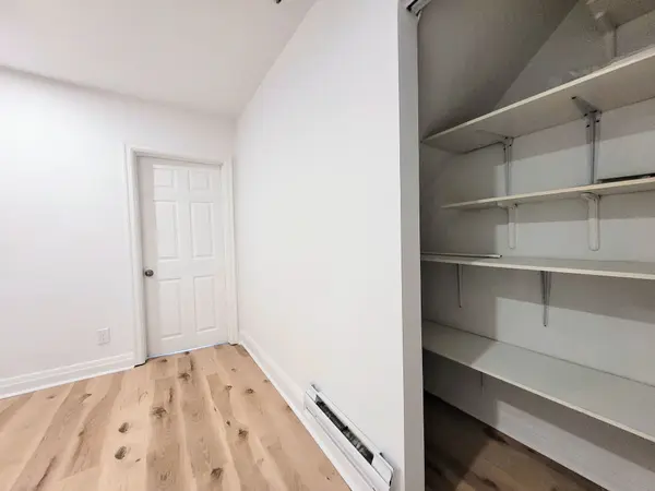 147 St Andrew ST, Lower Town - Sandy Hill, ON K1N 5G3