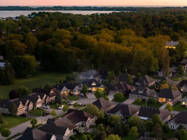 59 Spinnaker DR, Fort Erie, ON L0S 1N0