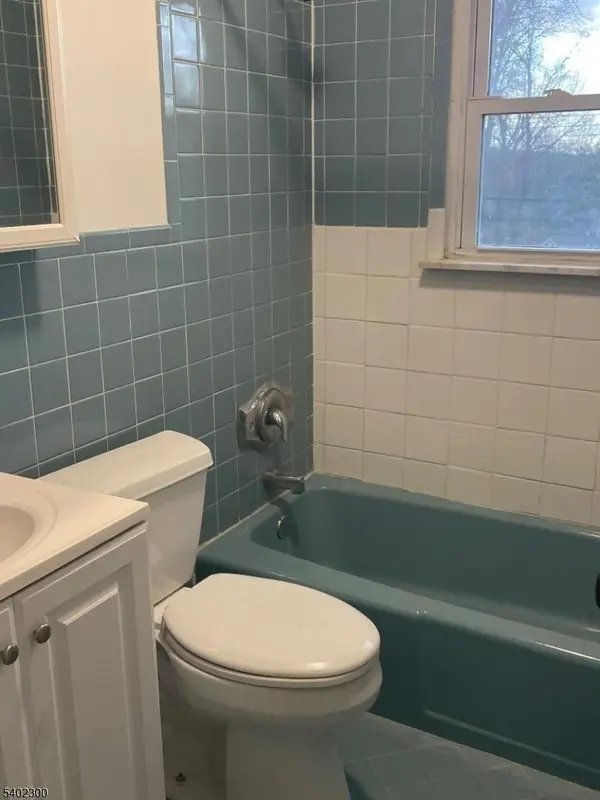 36 Mountain Ave, Rockaway Twp., NJ 07866