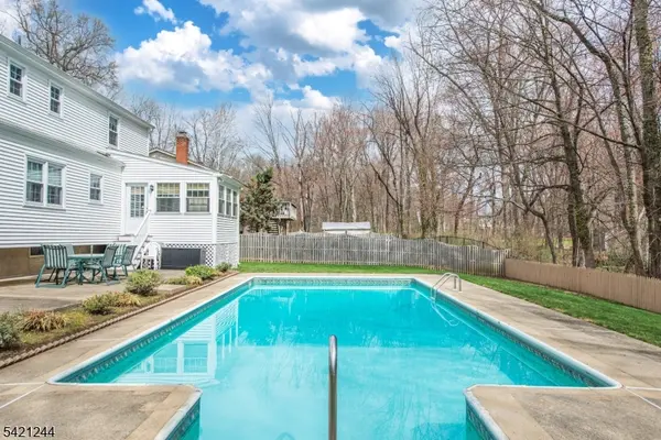 5 BROOK CT, Parsippany-troy Hills Twp., NJ 07054