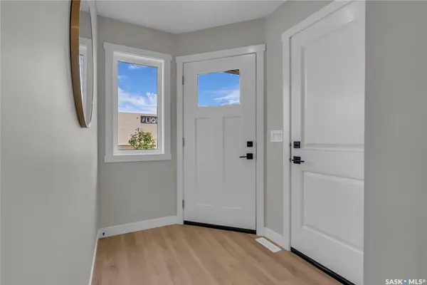 155 McFaull WAY #140, Saskatoon, SK S7V 1Z9