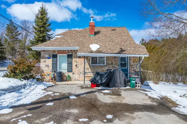 60 West RD W, Huntsville, ON P1H 1L8