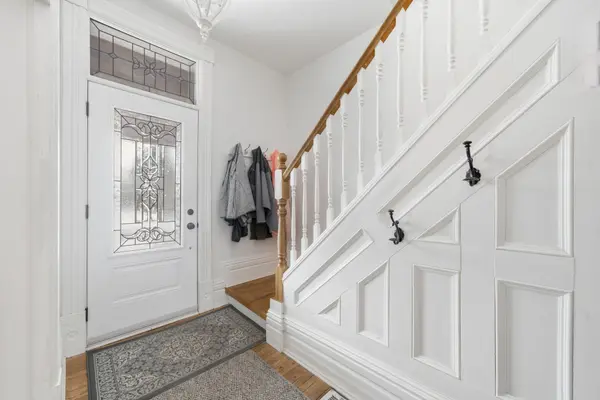 36 Ermatinger ST, Selwyn, ON K0L 2H0