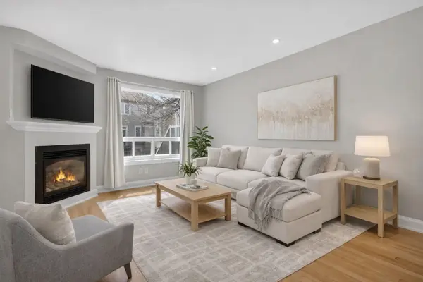 89 Flowertree CRES N, Kanata, ON K2M 2R7