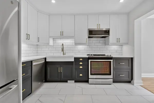 89 Flowertree CRES N, Kanata, ON K2M 2R7